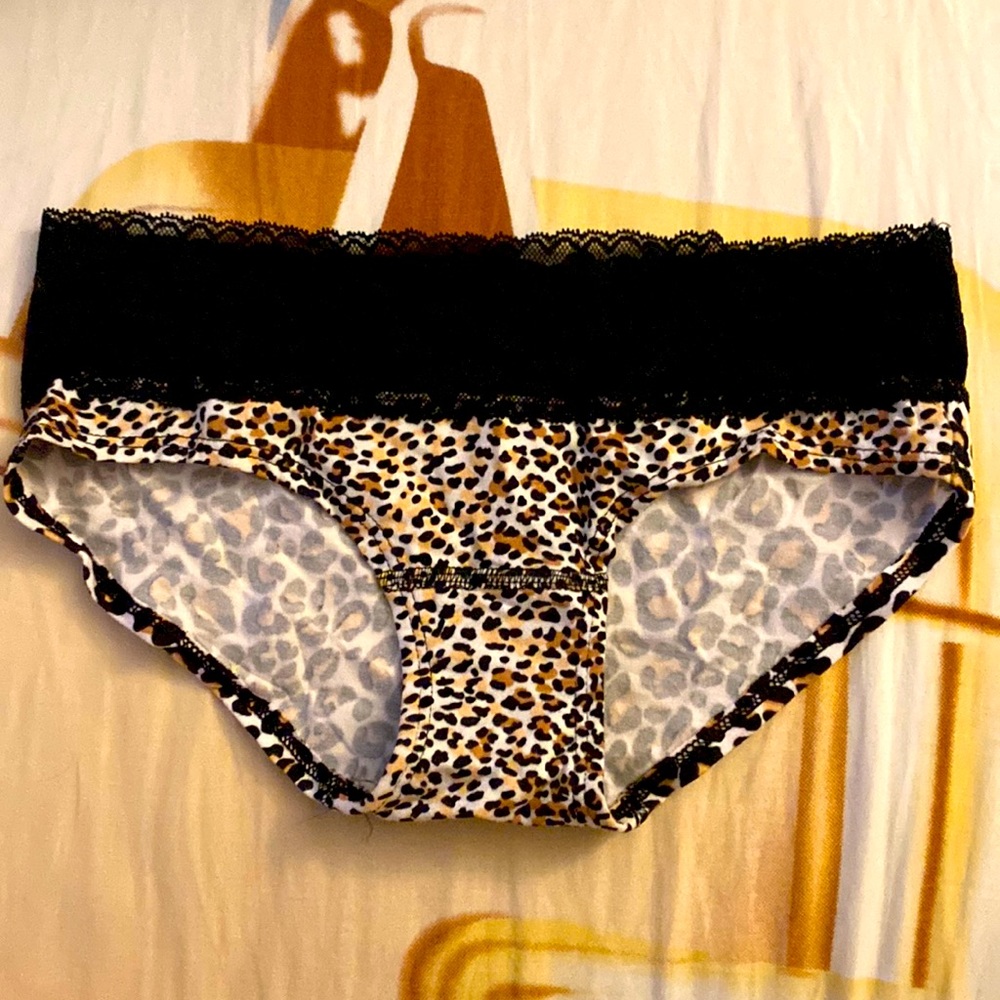 Victoria’s Secret Hiphugger Panty